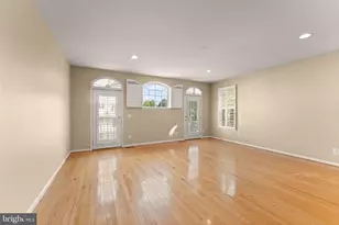 23005 Bulwark Terrace, Brambleton, VA 20148 - Photo 13
