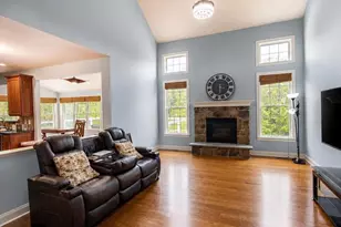43100 Addlestone Pl, Ashburn, VA 20148 - Photo 5