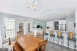 945 Devonshire Cir, Purcellville, VA 20132 - Photo 15