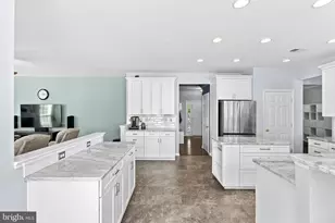 945 Devonshire Cir, Purcellville, VA 20132 - Photo 7