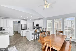 945 Devonshire Cir, Purcellville, VA 20132 - Photo 13