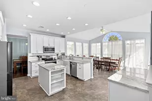 945 Devonshire Cir, Purcellville, VA 20132 - Photo 11