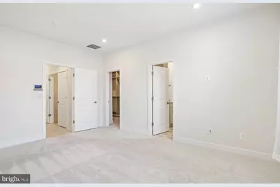 23099 Growler Square, Ashburn, VA 20148 - Photo 17