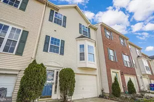 553 Sparkleberry Terrace NE, Leesburg, VA 20176 - Photo 1