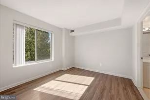 19385 Cypress Ridge Terrace, Leesburg, VA 20176 - Photo 41