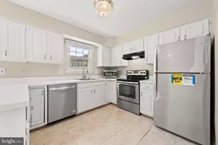 20172 Bar Harbor Terrace, Ashburn, VA 20147 - Photo 13