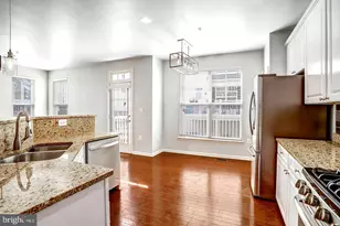 42203 Shorecrest Terrace, Aldie, VA 20105 - Photo 9