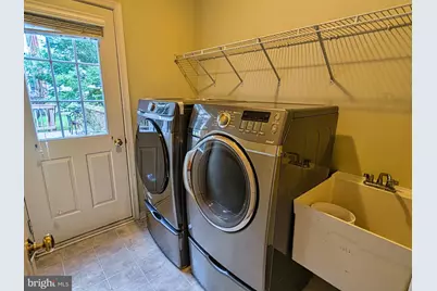 25484 25484 Carrington Dr Drive, Chantilly, VA 20152 - Photo 19