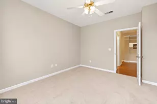 20447 Chesapeake Square, Sterling, VA 20165 - Photo 17