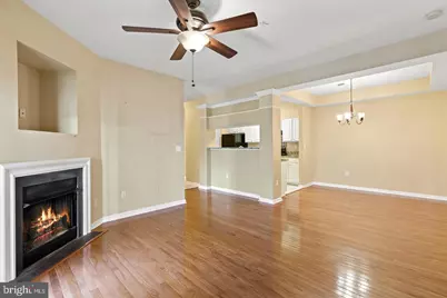20447 Chesapeake Square #201, Sterling, VA 20165 - Photo 3
