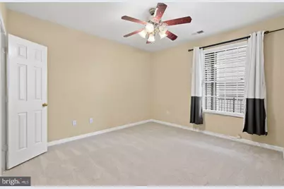 20447 Chesapeake Square #201, Sterling, VA 20165 - Photo 13
