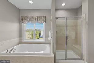 16553 Levade Dr, Leesburg, VA 20176 - Photo 23