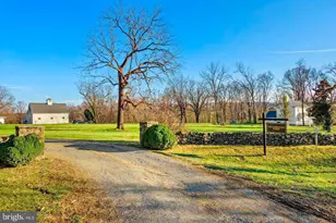 23766 Champe Ford (Barn Unit) Rd, Middleburg, VA 20117 - Photo 3