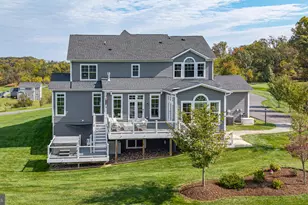19227 Skyfield Ridge Pl, Purcellville, VA 20132 - Photo 13
