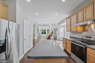 46797 Backwater Dr, Sterling, VA 20164 - Photo 15