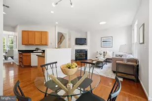 20901 Cosworth Terrace, Sterling, VA 20165 - Photo 17
