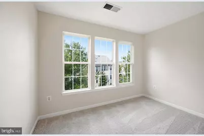 20901 Cosworth Terrace, Sterling, VA 20165 - Photo 33