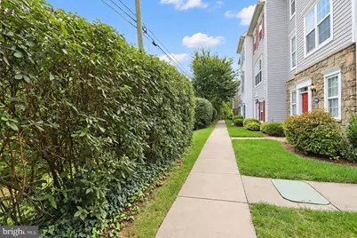 21840 Goodwood Terrace #21840, Ashburn, VA 20147 - Photo 3