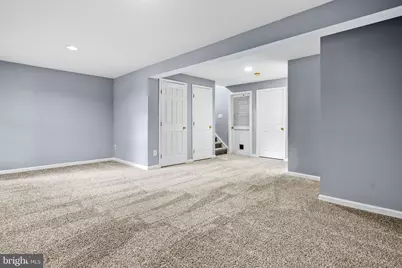 21098 Cornerpost Square, Ashburn, VA 20147 - Photo 15