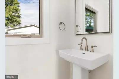 401 Crestwood SW, Leesburg, VA 20175 - Photo 19