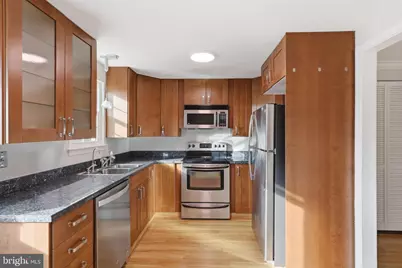 48 Dulany Court, Sterling, VA 20165 - Photo 7