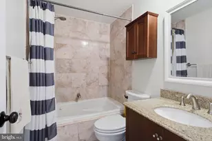 48 Dulany Ct, Sterling, VA 20165 - Photo 15