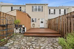 48 Dulany Ct, Sterling, VA 20165 - Photo 23