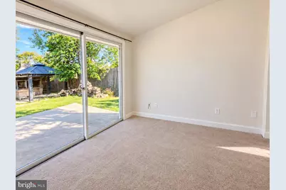 609 S Alder Avenue, Sterling, VA 20164 - Photo 21