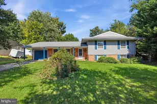206 E Brunswick St, Sterling, VA 20164 - Photo 1