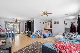 206 E Brunswick St, Sterling, VA 20164 - Photo 5