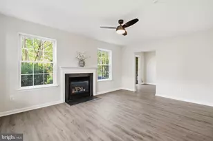 43414 Edgecliff Terrace, Ashburn, VA 20147 - Photo 5