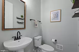 819 Banker Dr SW, Leesburg, VA 20175 - Photo 21