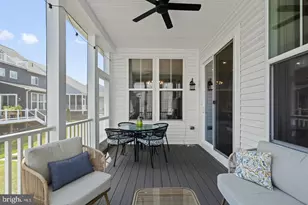 819 Banker Dr SW, Leesburg, VA 20175 - Photo 11