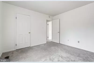 102 N Laura Anne Drive, Sterling, VA 20164 - Photo 31