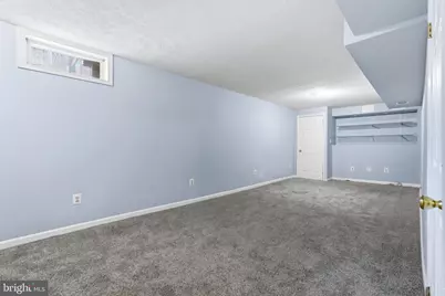 102 N Laura Anne Drive, Sterling, VA 20164 - Photo 37