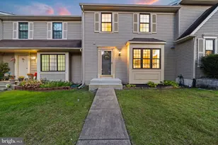 20 Haxall Ct, Sterling, VA 20165 - Photo 1