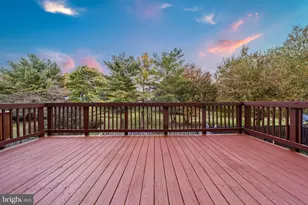 20 Haxall Ct, Sterling, VA 20165 - Photo 33
