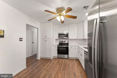 312 E Amhurst Street, Sterling, VA 20164 - Photo 15