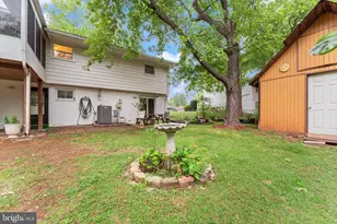 312 E Amhurst St, Sterling, VA 20164 - Photo 41