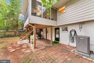 312 E Amhurst St, Sterling, VA 20164 - Photo 37