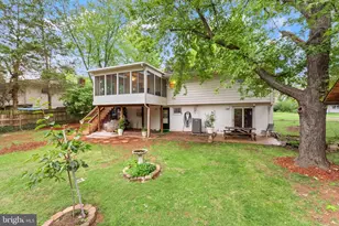312 E Amhurst St, Sterling, VA 20164 - Photo 43