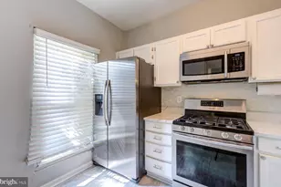 120 Paddington Way NE, Leesburg, VA 20176 - Photo 3