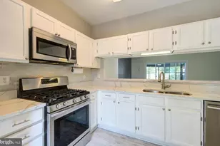 120 Paddington Way NE, Leesburg, VA 20176 - Photo 5