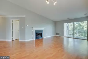 20575 Snowshoe Square, Ashburn, VA 20147 - Photo 5