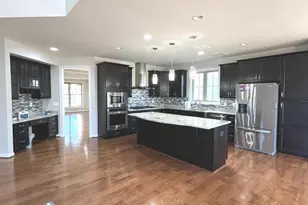 23604 Prosperity Ridge Pl, Brambleton, VA 20148 - Photo 9