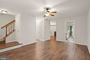 46706 Atwood Square, Sterling, VA 20164 - Photo 3