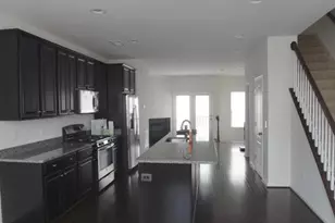 43297 Novi Terrace, Ashburn, VA 20147 - Photo 3