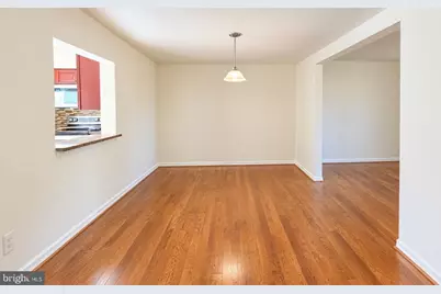 185 Meadows Lane NE, Leesburg, VA 20176 - Photo 11