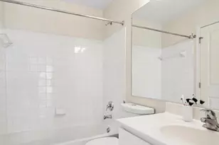 42464 Regal Wood Dr, Brambleton, VA 20148 - Photo 19