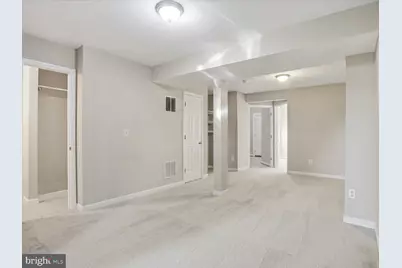 20235 Brookview Square, Ashburn, VA 20147 - Photo 5